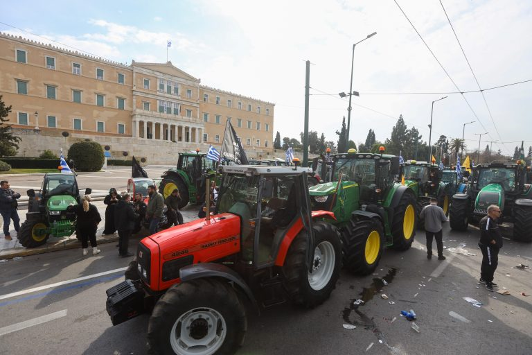 Συλλαλητήριο με τρακτέρ στο Σύνταγμα την Παρασκευή προγραμματίζουν οι αγρότες