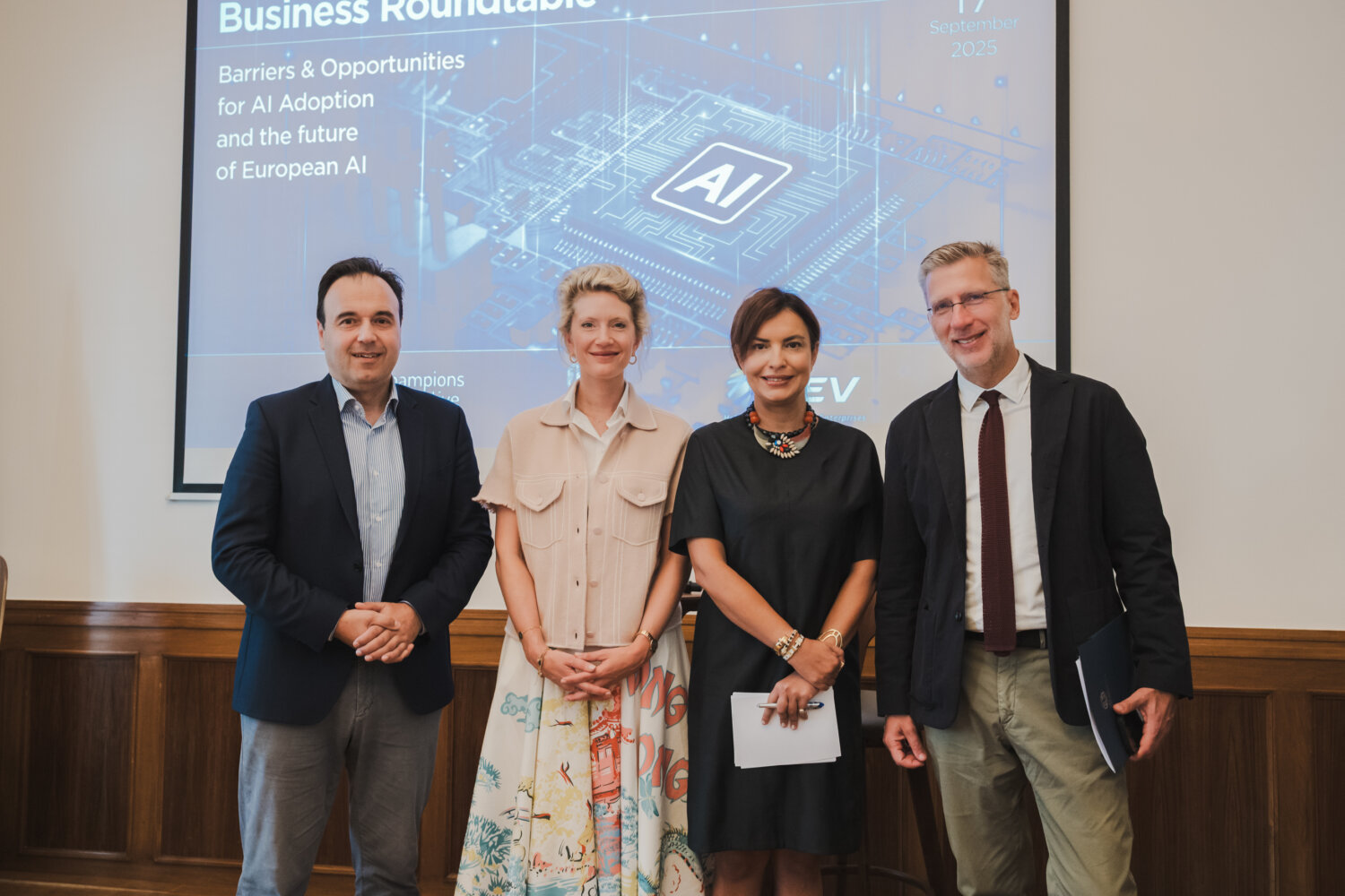 «AI Roundtable»: Η Ελλάδα στο επίκεντρο του ευρωπαϊκού διαλόγου για την Τεχνητή Νοημοσύνη (φωτ.)