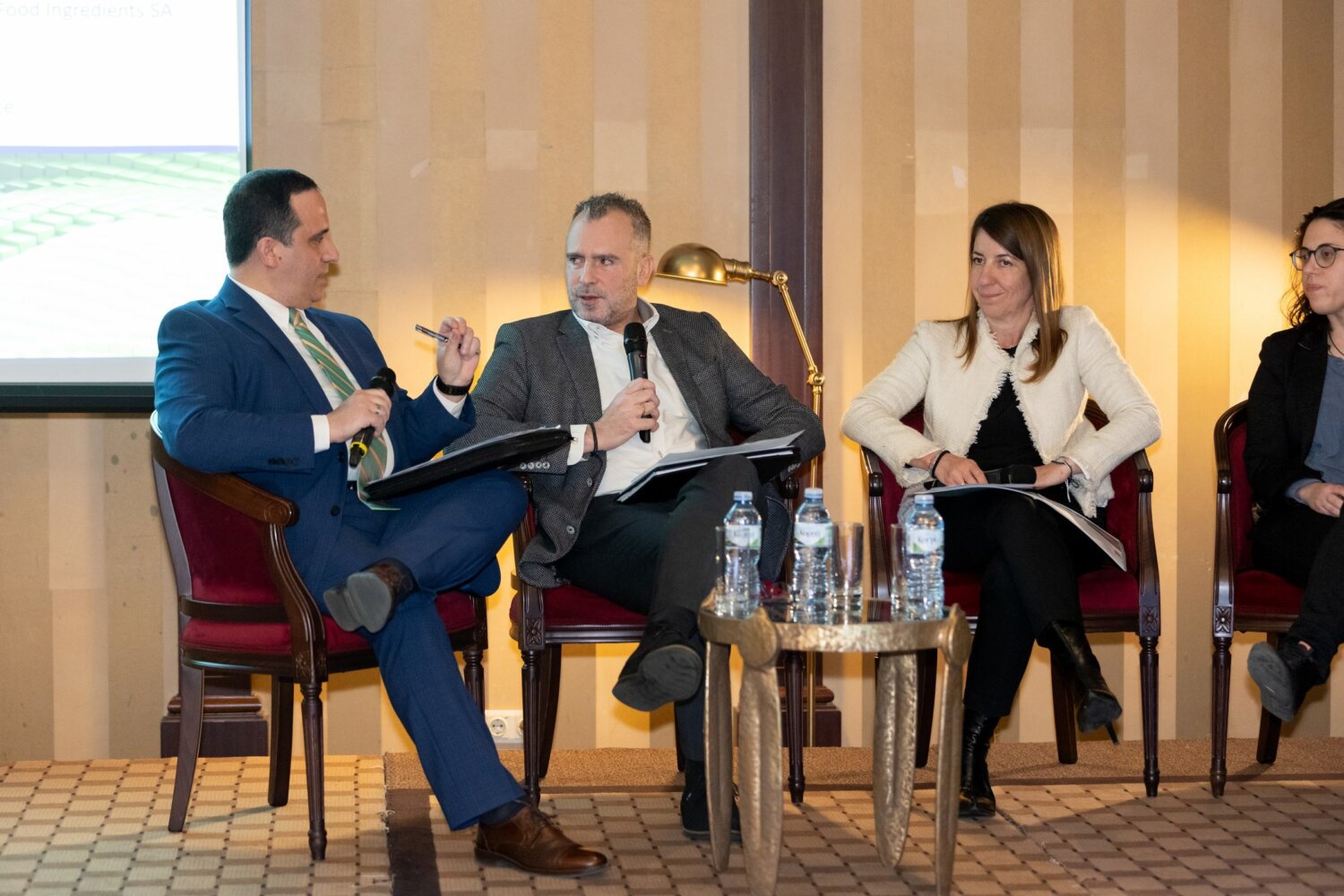 Η Cosmos Aluminium μετείχε στην ημερίδα «Πρότυπα ESG και Green Financing»