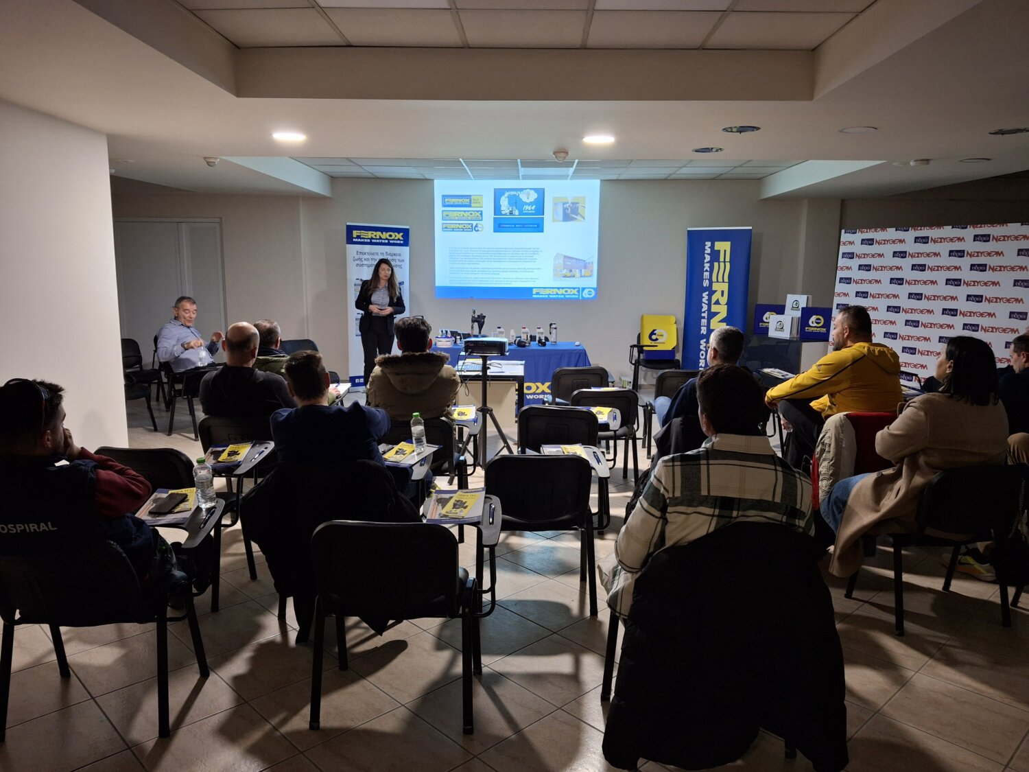 Λάρισα: Σεμινάριο της εταιρίας Fernox Hellas στο κατάστημα του «ΥΔΡΩ – ΝΕ.ΣΥ.ΘΕΡΜ.» (φωτ.)