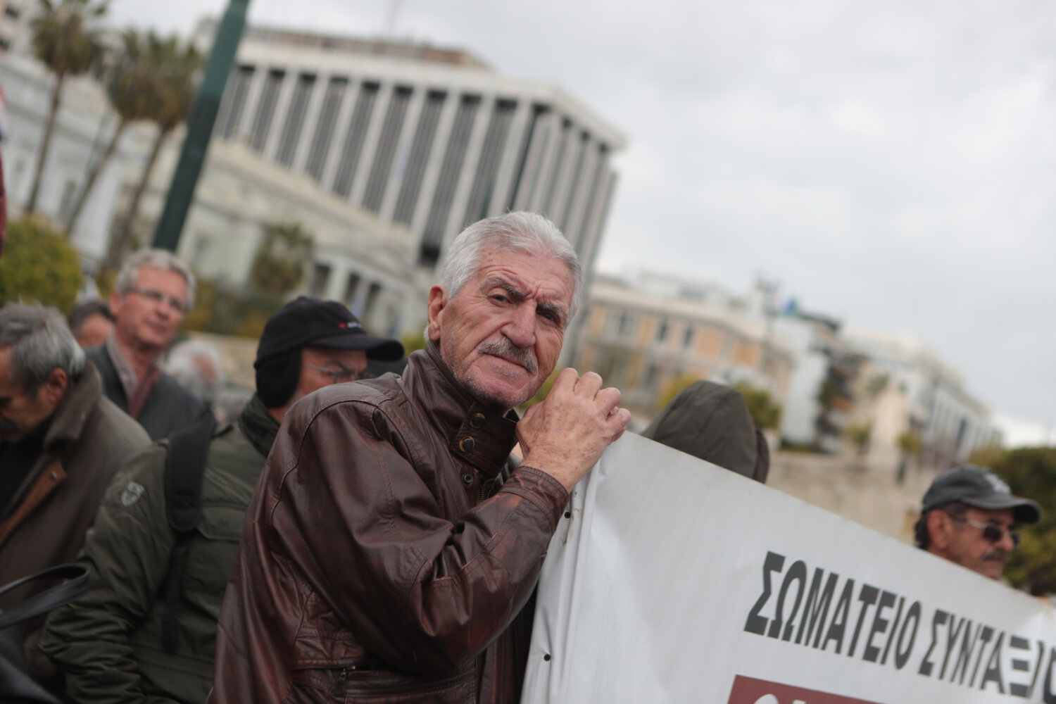 Νέα αναδρομικά συνταξιούχων: Σε εξέλιξη οι πληρωμές – Ποιοι παίρνουν έως 7.661 ευρώ