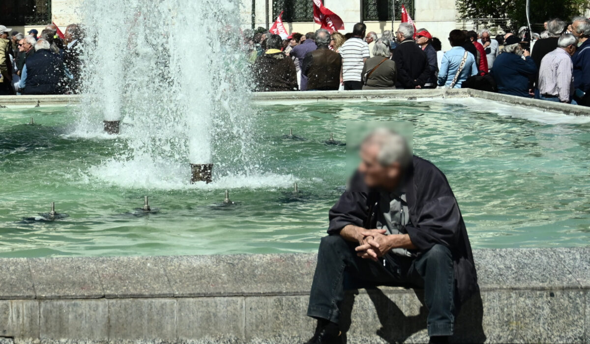 Πλαφόν σύνταξης 800 ευρώ για όλους: Όλες οι αλλαγές (Παραδείγματα)