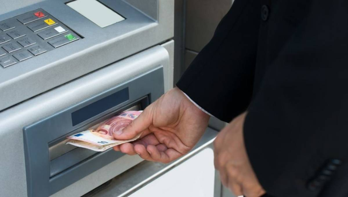 Επιδόματα ΟΠΕΚΑ: Αύριο οι πληρωμές για τον Οκτώβριο – Όλα τα ενεργά links