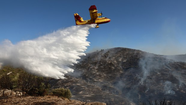 Φωτιά στο Κοπανάκι Μεσσηνίας – Επιχειρούν και εναέρια μέσα
