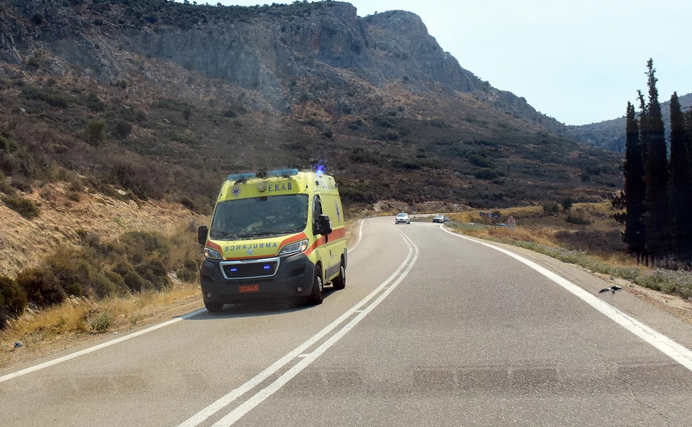Κρήτη: Αυτοκίνητο έπεσε από γκρεμό ύψους 100 μέτρων – Επέβαινε μητέρα με τα δύο παδιά της
