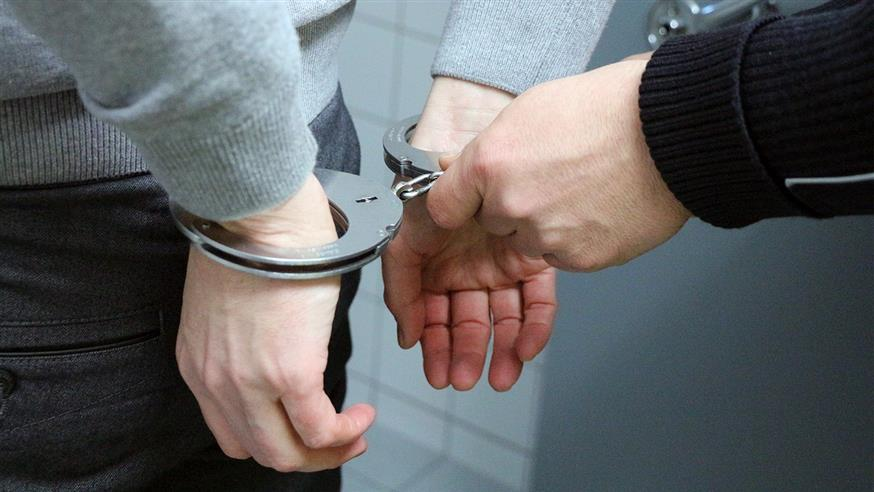 Πύργος: Συνελήφθη άνδρας που χτύπησε ηλικιωμένο και του έκλεψε 450 ευρώ