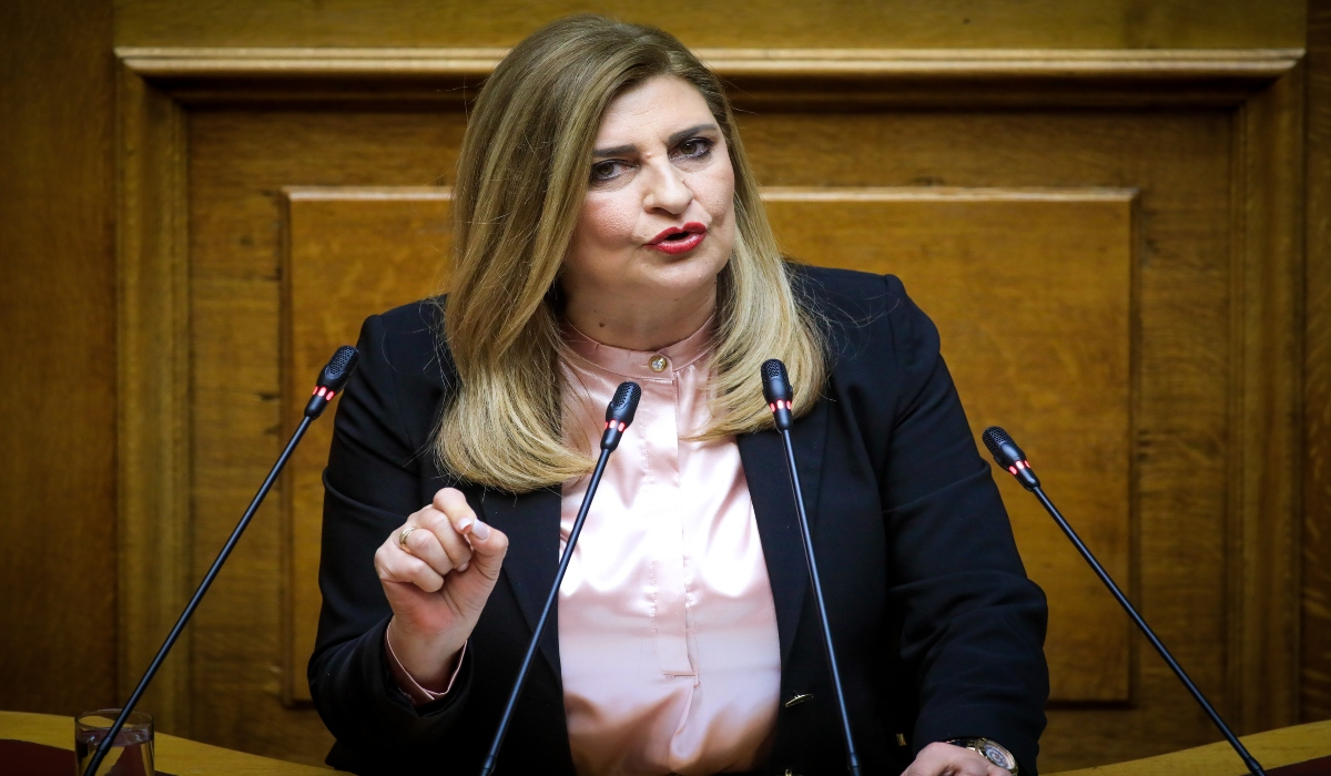 Ευ. Λιακούλη σε Κ. Τσιάρα: «Κατεστραμμένοι καρυδοπαραγωγοί Ελασσόνας και Τυρνάβου, εκπέμπουν SOS »
