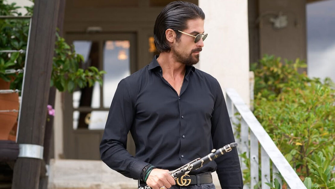 Άρης Μουγκοπέτρος: «Θες με δύο χέρια, θες με ένα, εγώ θα ξαναπαίξω κλαρίνο»