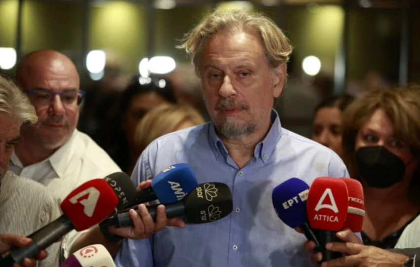 ΣΥΡΙΖΑ: Αποχώρηση Θ. Οικονόμου με βαριές εκφράσεις και το «εγγόνι του Πολυτεχνείου»
