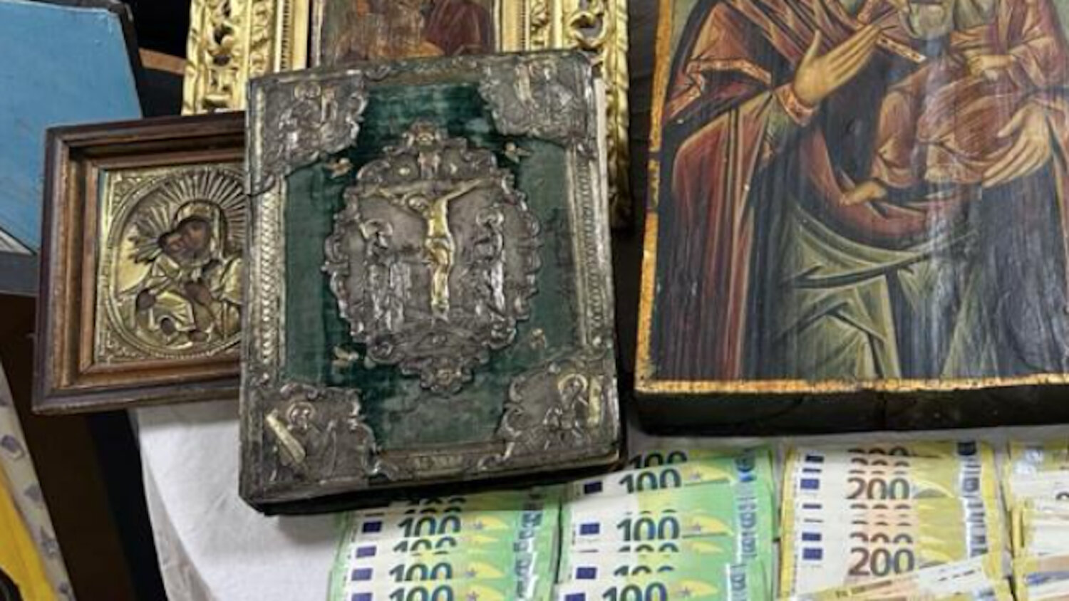 Υπόθεση «πλαστοί πίνακες»: Το e-mail του Κύπριου βυζαντινολόγου για το Ευαγγέλιο του 1745