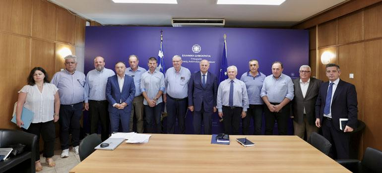 Σύσκεψη Κώστα Τσιάρα με Περιφερειάρχες για την ευλογιά