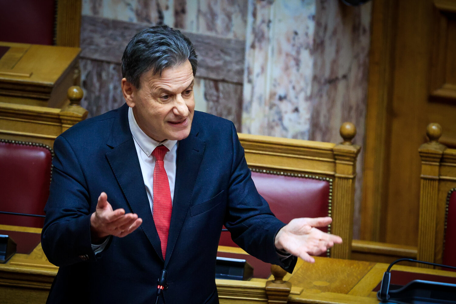 Θ. Σκυλακάκης: Αύξηση προϋπολογισμού για «Εξοικονομώ» και «Αλλάζω σύστημα θέρμανσης και θερμοσίφωνα»