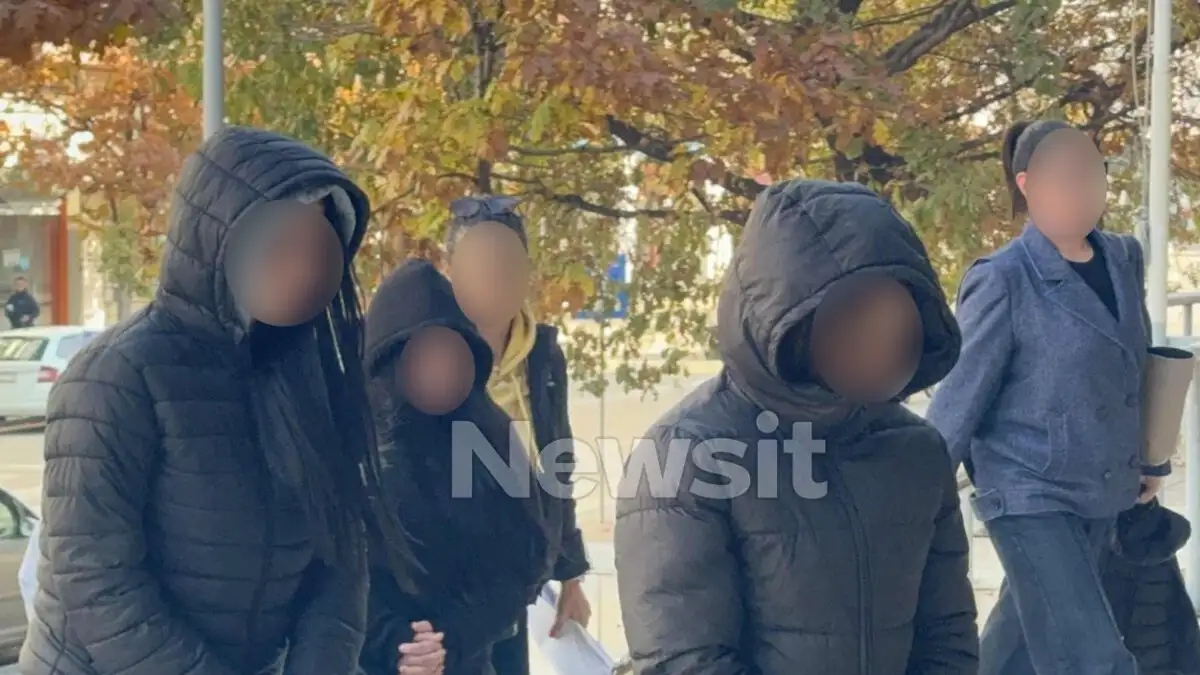 Θεσσαλονίκη: «Πήγαν για φασαρία, στην κόρη μου λείπει τούφα μαλλιών» λέει ο πατέρας 13χρονης που υπέστη άγριο ξυλοδαρμό από ανήλικες