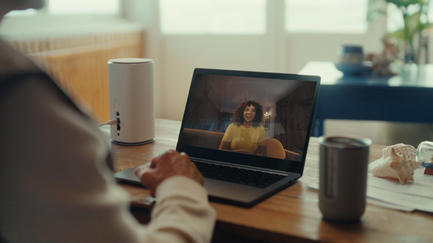 COSMOTE 5G WiFi: Ταχύτητες έως 300Mbps με €35,90 τον μήνα και με δωρεάν εξοπλισμό