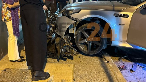 Τροχαίο στο Ηράκλειο: Αυτοκίνητο ξέφυγε από την πορεία του και παρέσυρε σταθμευμένα οχήματα