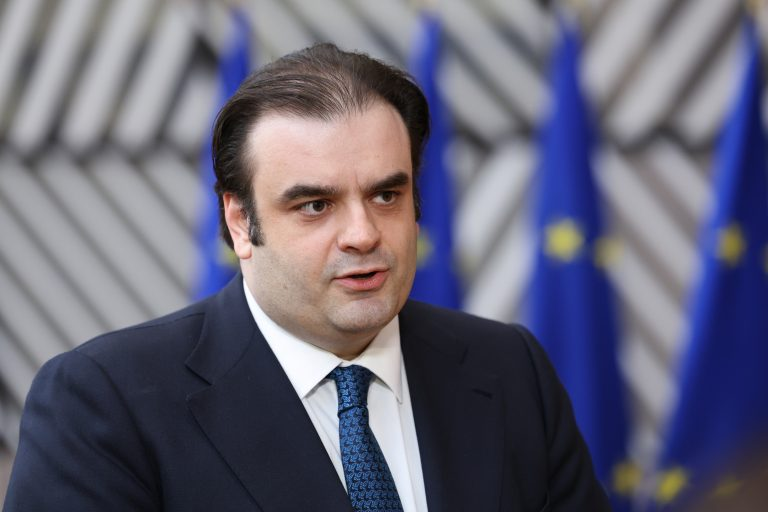 Κ. Πιερρακάκης: Επιτάχυνση των διαδικασιών για τα θύματα σε Μάτι, Μάνδρα και Τέμπη