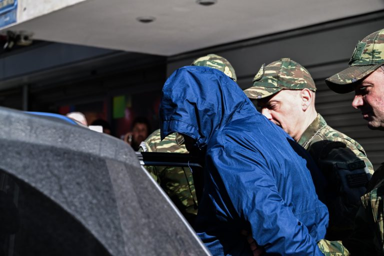 Οι κωδικοί που έδωσε ο Κινέζος σύνδεσμος στον σμήναρχο σε ραντεβού στην Αθήνα