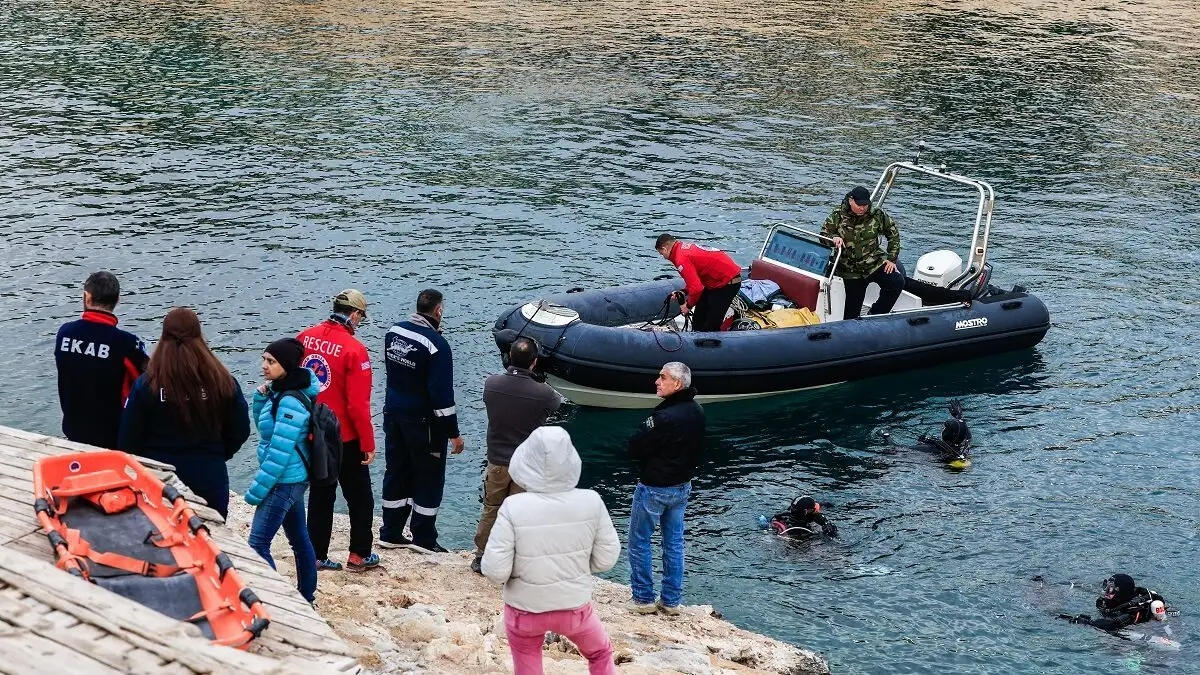 Δύτης που βούτηξε στο «Πηγάδι του Διαβόλου» για την ανάσυρση του 34χρονου περιγράφει: «Χωρίς σχοινί είναι ακατόρθωτο να βγεις»