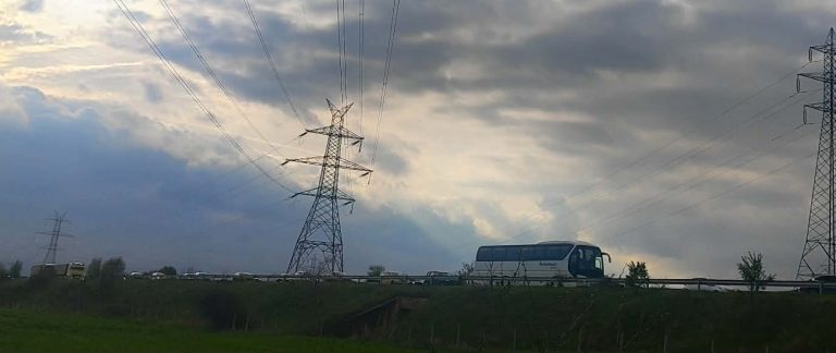 Κοζάνη: Σοβαρό κυκλοφοριακό πρόβλημα στην Εγνατία Οδό – Ουρά 10 χιλιομέτρων στα Διόδια Πολυμύλου